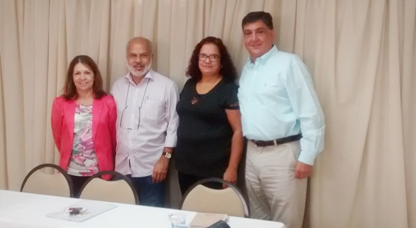 Representantes patronais com diretores do Sinsaude (Foto Sinsaude)