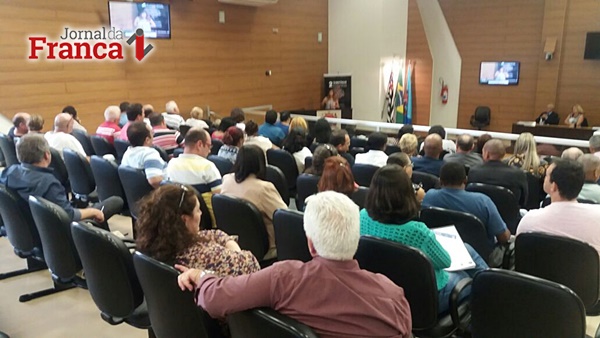 Autoridades renomadas debateram problemas da Saúde Mental