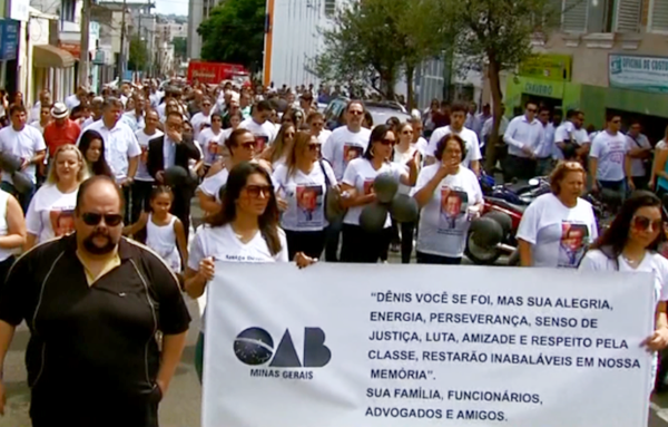 População da cidade vai ás ruas contra a violência (Reprodução)