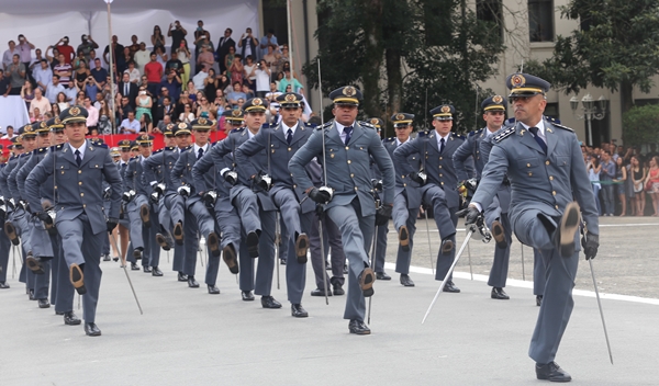 Foram certificados 119 aspirantes a oficiais, que se transformarão em tenentes da PM de São Paulo (Foto Governo de SP)