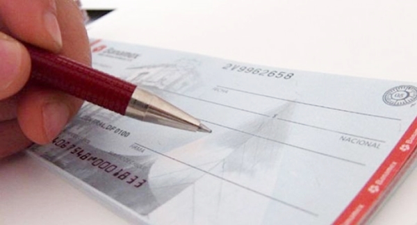 Cheque preenchido com data errada pode até ser devolvido, diz Federação dos Bancos (Foto Febraban)