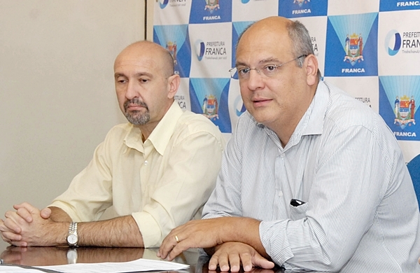 Vice Fernando Baldochi e o Prefeito Alexandre (Foto Arquivo JF)