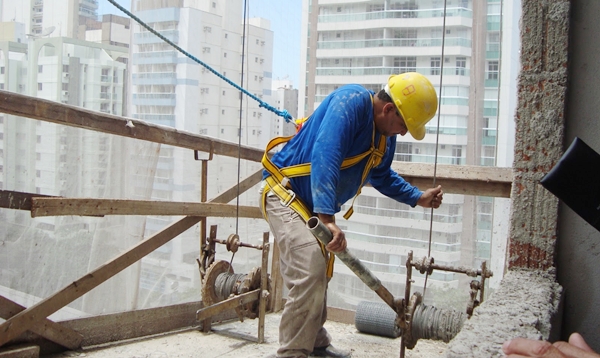 282 vagas de trabalho foram eliminadas totalmente em 2015 (Foto Arquivo JF)