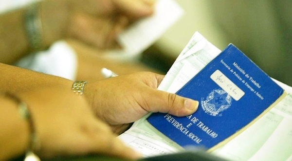 Proposta pode incluir uma idade mínima para aposentadoria ou flexibilizar a fórmula 85/95 (Foto Arquivo JF)