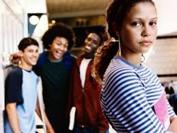 Bullying tem que ser monitorado e reprimido pelas escolas (Foto: O Curioso)