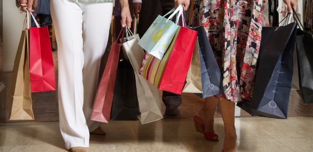 Menos de 60% dos francanos devem gastar com presentes neste Natal, segundo pesquisa, e a maioria é mulher (Foto: UOL)