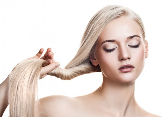 Receita caseira para hidratar os cabelos de forma natural (foto: reprodução)