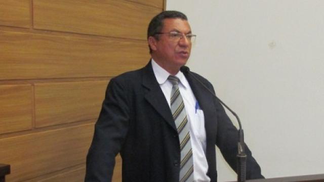 Pastor Otávio quer obras de acessibilidade no Jardim Brasilândia (Foto: Câmara Municipal)