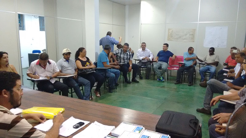 Filiados do PTN de Franca durante reunião (foto: Divulgação)