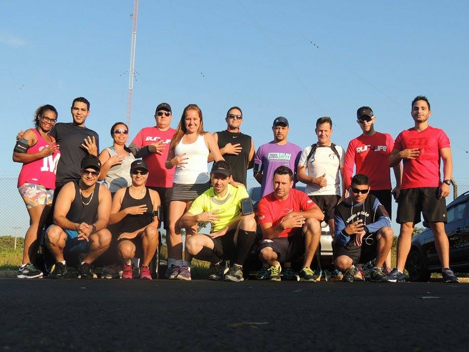 O grupo é composto por homens e mulheres de diferentes faixas etárias (Foto: Divulgação Run4life)
