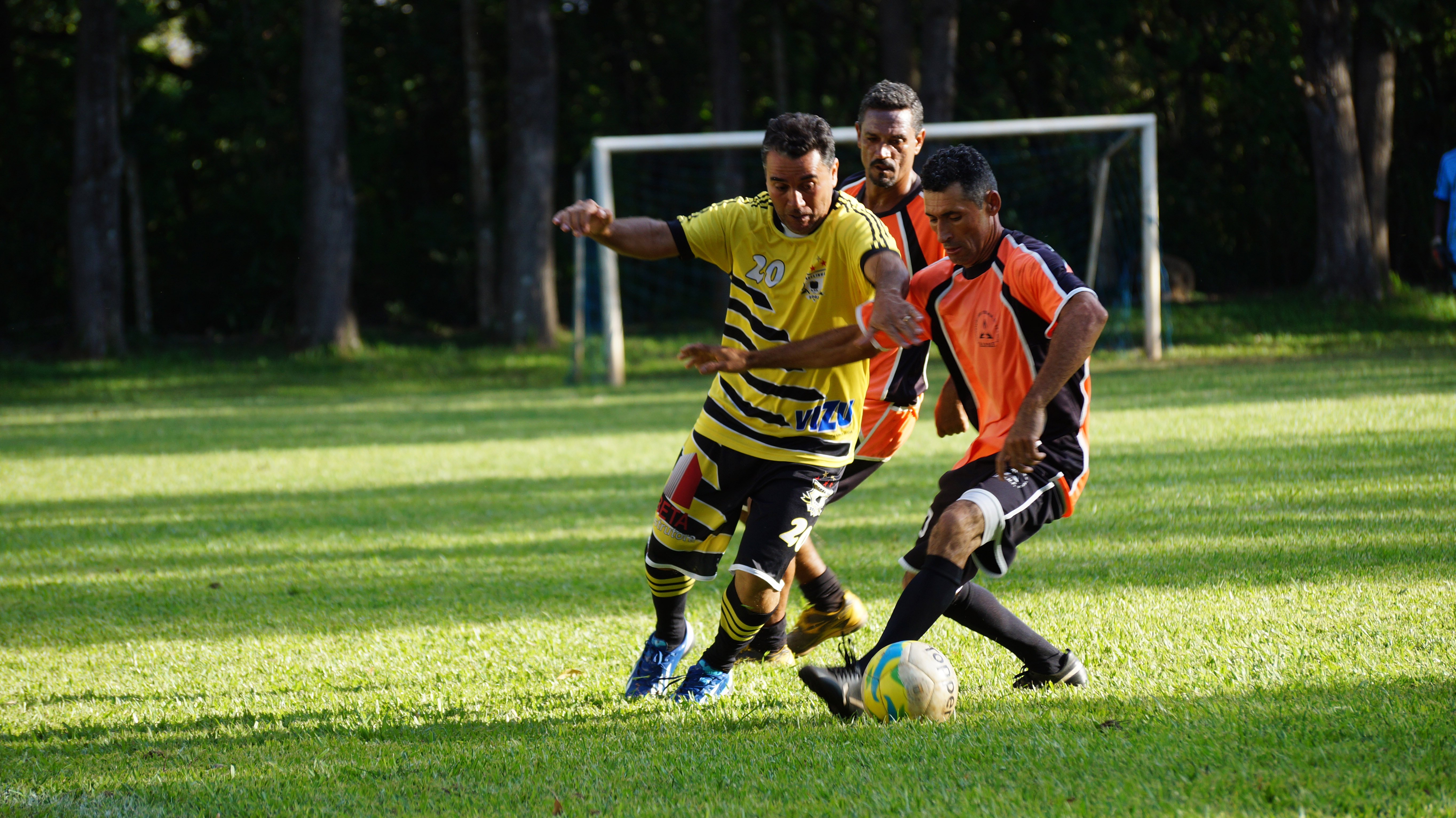 A Clínica entrou em campo com a vantagem de jogar por dois resultados iguais (Foto: Divulgação/Palavra Fácil Comunicação)