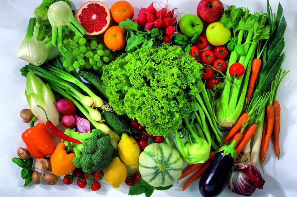 As vitaminas e os minerais são encontrados no grupo dos legumes, das frutas e das verduras