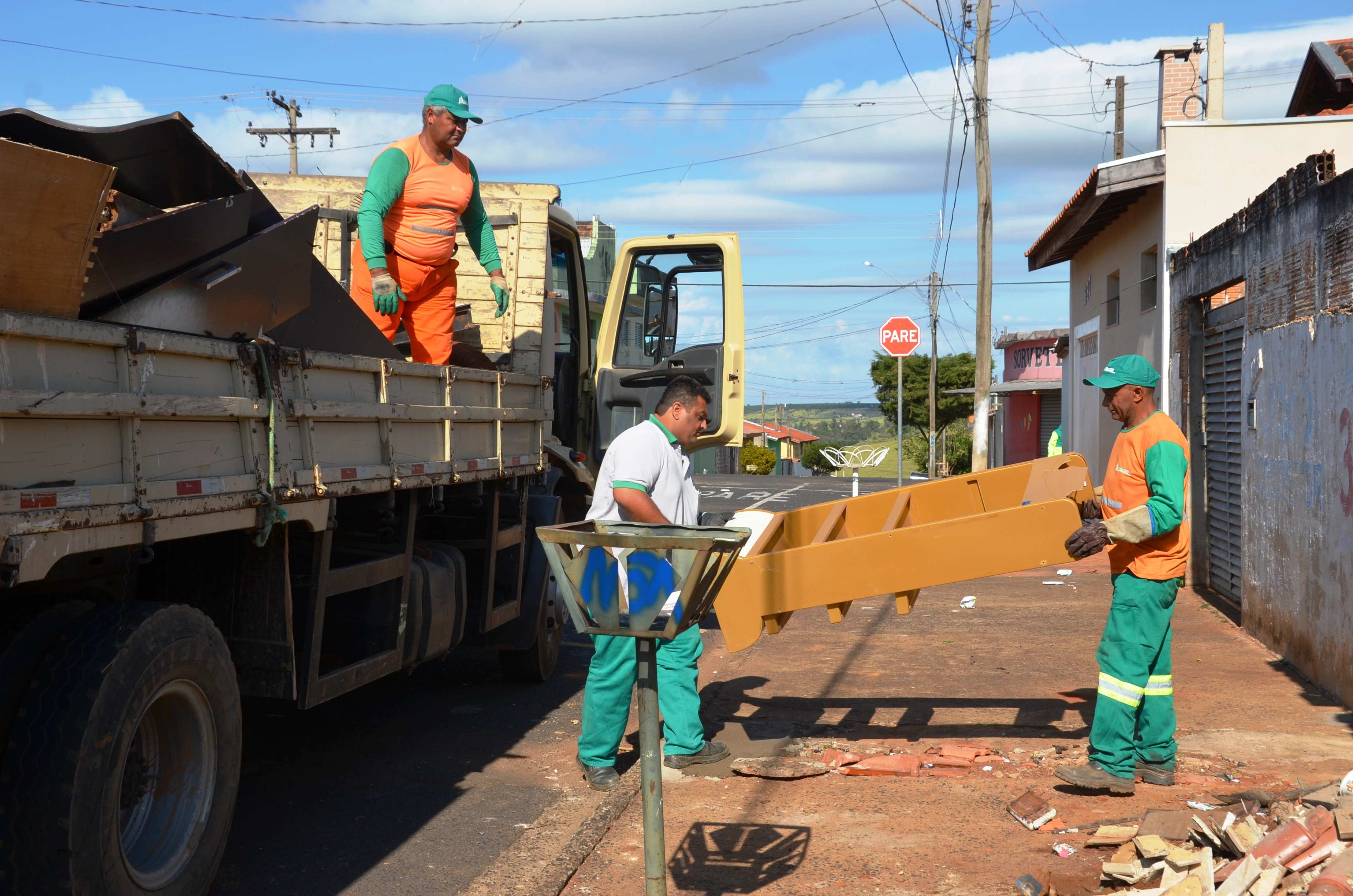 Ação facilitará descarte de entulhos e objetos que não são mais utilizados pela população
