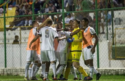 Ponte Preta vence a Chape no Lanchão e lidera grupo da Francana na Copinha - Jornal da Franca