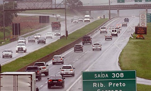 Véspera de feriado terá tráfego 42% superior nas rodovias da região de Franca - Jornal da Franca