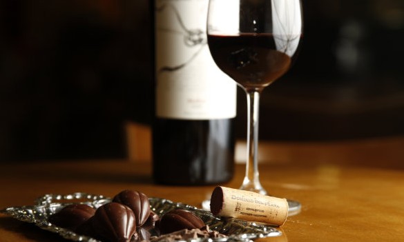 Saiba como harmonizar vinhos com os mais diversos tipos de chocolate - Jornal da Franca