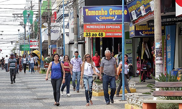 Lojas do centro de Franca funcionarão nesta sexta-feira, 11, até às 22h - Jornal da Franca