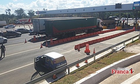 Criação de vale pedágio para caminhoneiros entra na pauta da Câmara Federal - Jornal da Franca