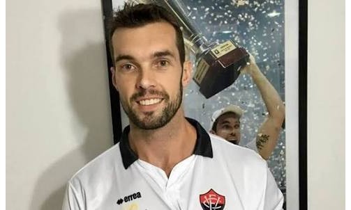 Sem time e ídolo da torcida, Murilo Becker pode voltar a defender o Franca Basquete - Jornal da Franca