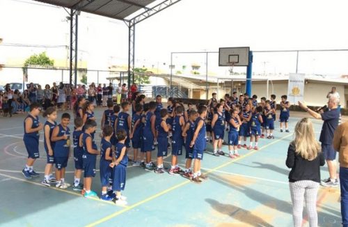 Projeto social de ex-atleta do Franca Basquete ensina o esporte para crianças - Jornal da Franca