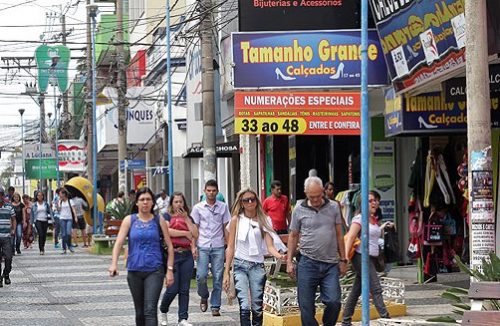 Comércio em Franca tem horário de funcionamento normal nesta 2ª, 04 - Jornal da Franca