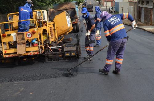 Serviços de recapeamento na rua Manoel Valim estão em fase final - Jornal da Franca