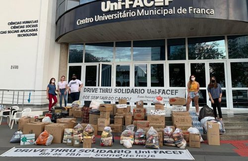 Drive-Thru Solidário Uni-FACEF arrecada alimentos, roupas e itens de higiene - Jornal da Franca