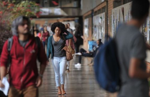 Cresce total de negros em universidades, mas acesso ainda continua desigual - Jornal da Franca