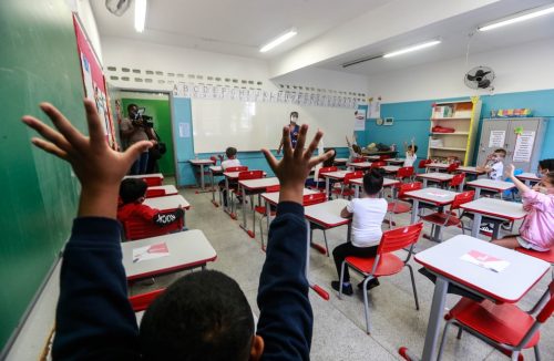 Estado de São Paulo vai flexibilizar regras e permitir mais alunos em escolas - Jornal da Franca