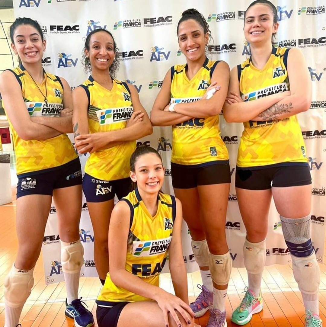 Vôlei feminino de SC se prepara para a estreia no Campeonato Paulista