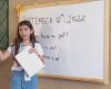 Menina de 11 anos dá aulas de inglês gratuitas para crianças carentes em Franca - Jornal da Franca