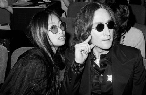 Documentário com ex-amante de John Lennon pretende abalar fãs de Beatles - Jornal da Franca