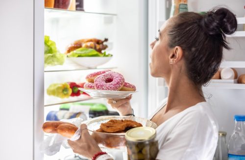 Alimentos que não podem ficar na geladeira, mas que muita gente ainda insiste - Jornal da Franca
