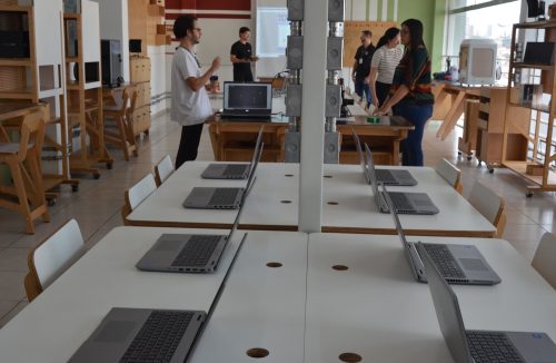 Franca inaugura Espaço Maker com notebooks, drones e impressoras 3D para alunos - Jornal da Franca