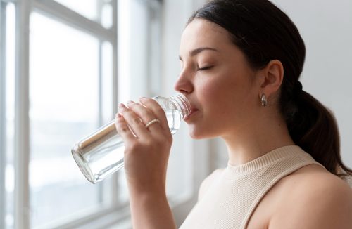Beber água antes das refeições pode ajudar a perder até 5kg em sete dias - Jornal da Franca