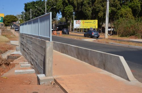 Moradores da Região Oeste de Franca já utilizam nova ponte que interliga os bairros - Jornal da Franca