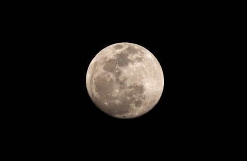 Lua Azul, a primeira superlua do ano acontece nesta segunda-feira (19). - Jornal da Franca