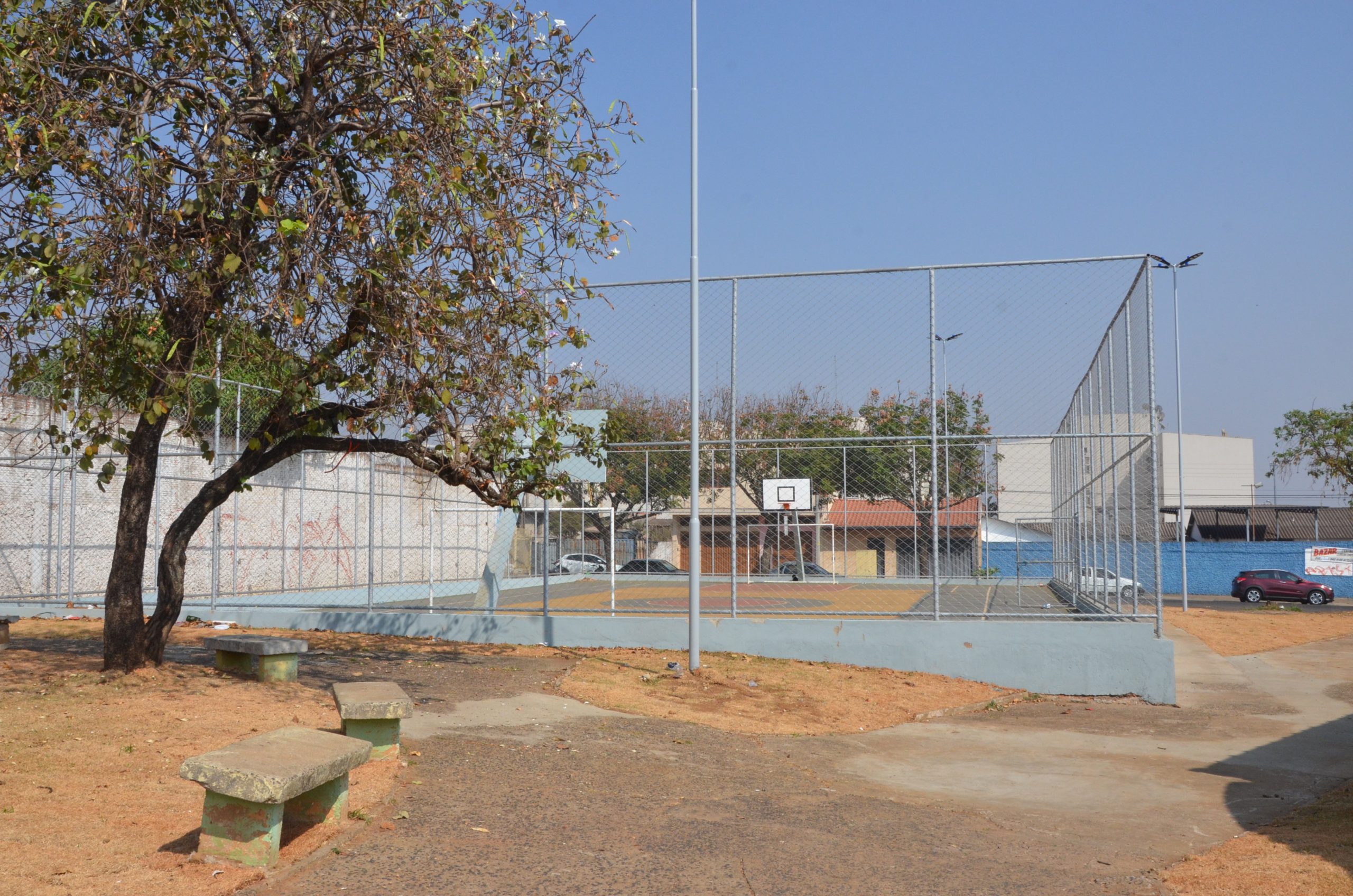 Jornal da Franca – Les habitants de Vila São Sebastião célèbrent un tout nouveau terrain de sport !