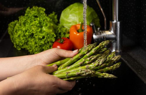 Você sabe qual o jeito correto de higienizar frutas e verduras? Veja como se faz - Jornal da Franca