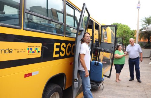 Prefeitura de Rifaina compra mais três ônibus escolares com recursos próprios - Jornal da Franca