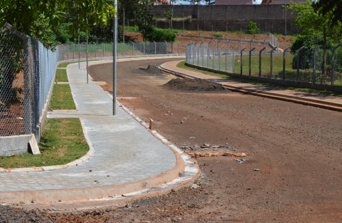 Moradores da Região Norte comemoram fase final das obras da Rua Heitor Villa Lobos - Jornal da Franca