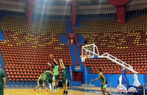 Com trio do Sesi Franca, Seleção Brasileira de Basquete estreia nas Eliminatórias - Jornal da Franca