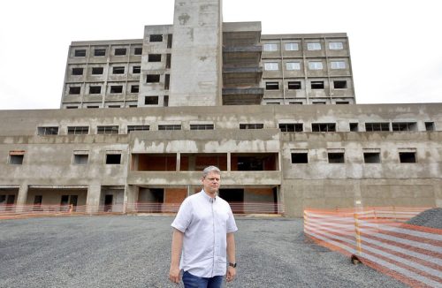 Governador Tarcísio de Freitas revela capacidade do Hospital Estadual de Franca - Jornal da Franca