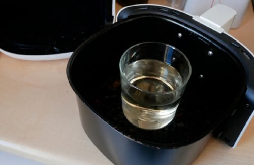 Truque do copo de água para limpar a airfryer: quem faz a 1ª vez nunca mais esquece - Jornal da Franca