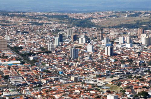 Regularização gratuita de imóveis até 200m² beneficia moradores de Franca - Jornal da Franca